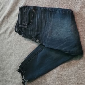 Old Navy Rockstar Super Skinny Mid'Rise Ankle Jeans.